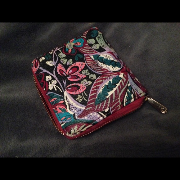 Charming Charlie wallet - Picture 6 of 6